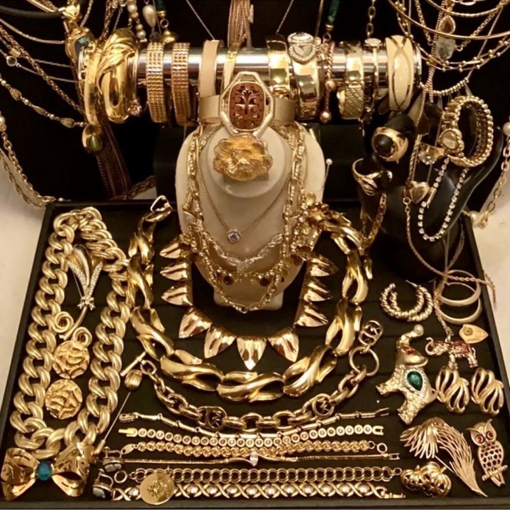 ⚜️ 1/2 LB Vintage Mod Estate Costume Jewelry Lot | All Wearable | Some Signed ⚜️ - Picture 9 of 10
